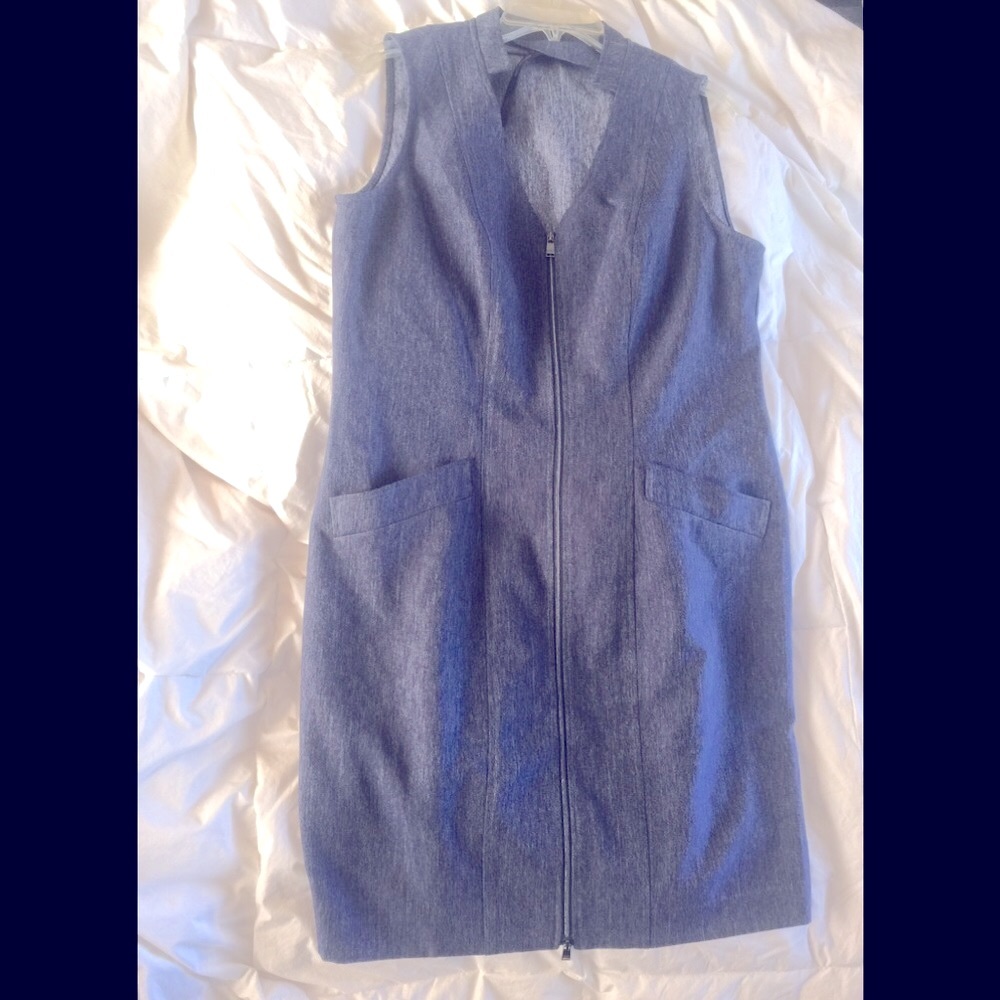 Andrew Marc Dress denim look pit 21”